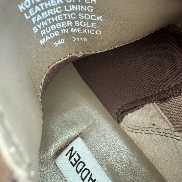 Steve Madden women’s Koto studded ankle booties boots beige brown leather size 8 - Picture 6 of 7